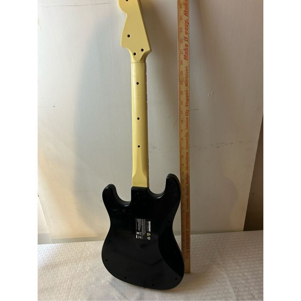 Rockband Fender Stratocaster‎ harmonix model 19091 2005 guitar replacement - Picture 6 of 7